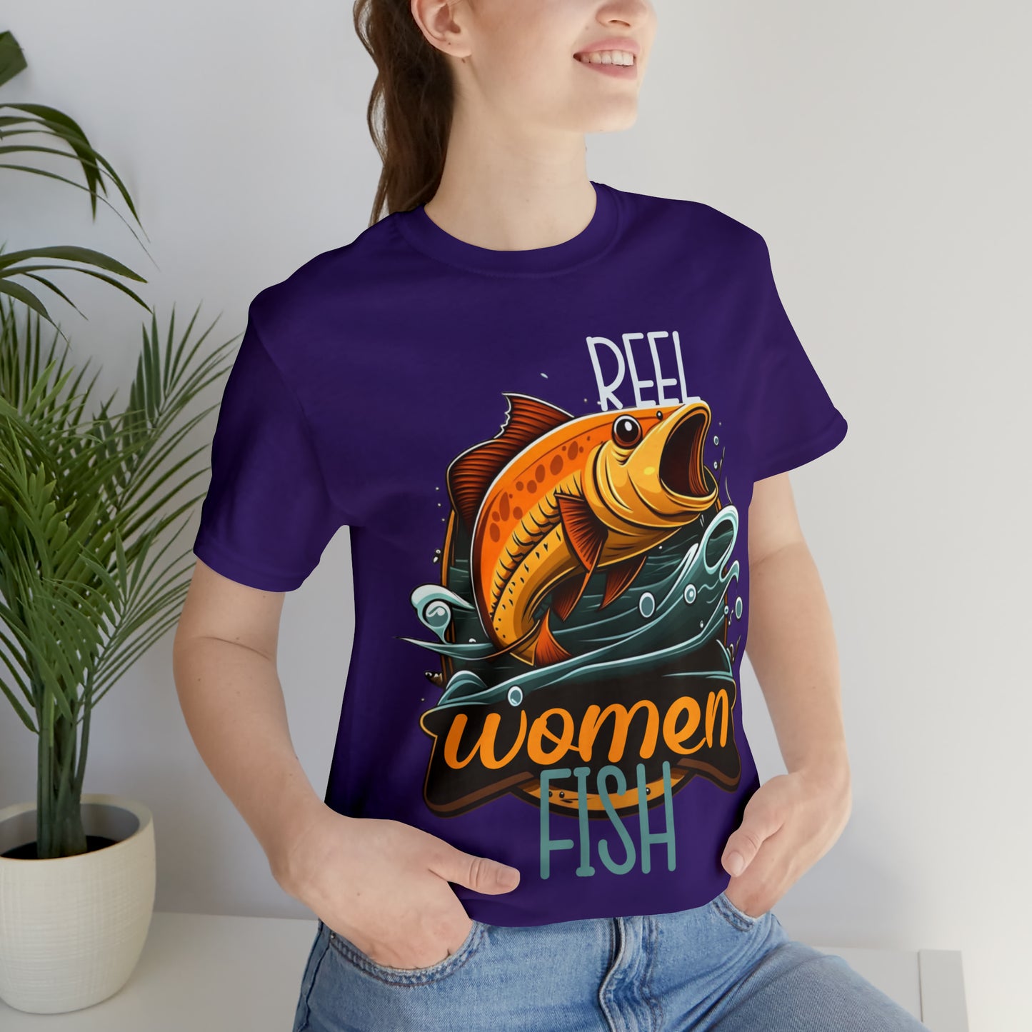 Reel Women Fish Fisherman Fishing Love Outdoors Angler T-Shirt